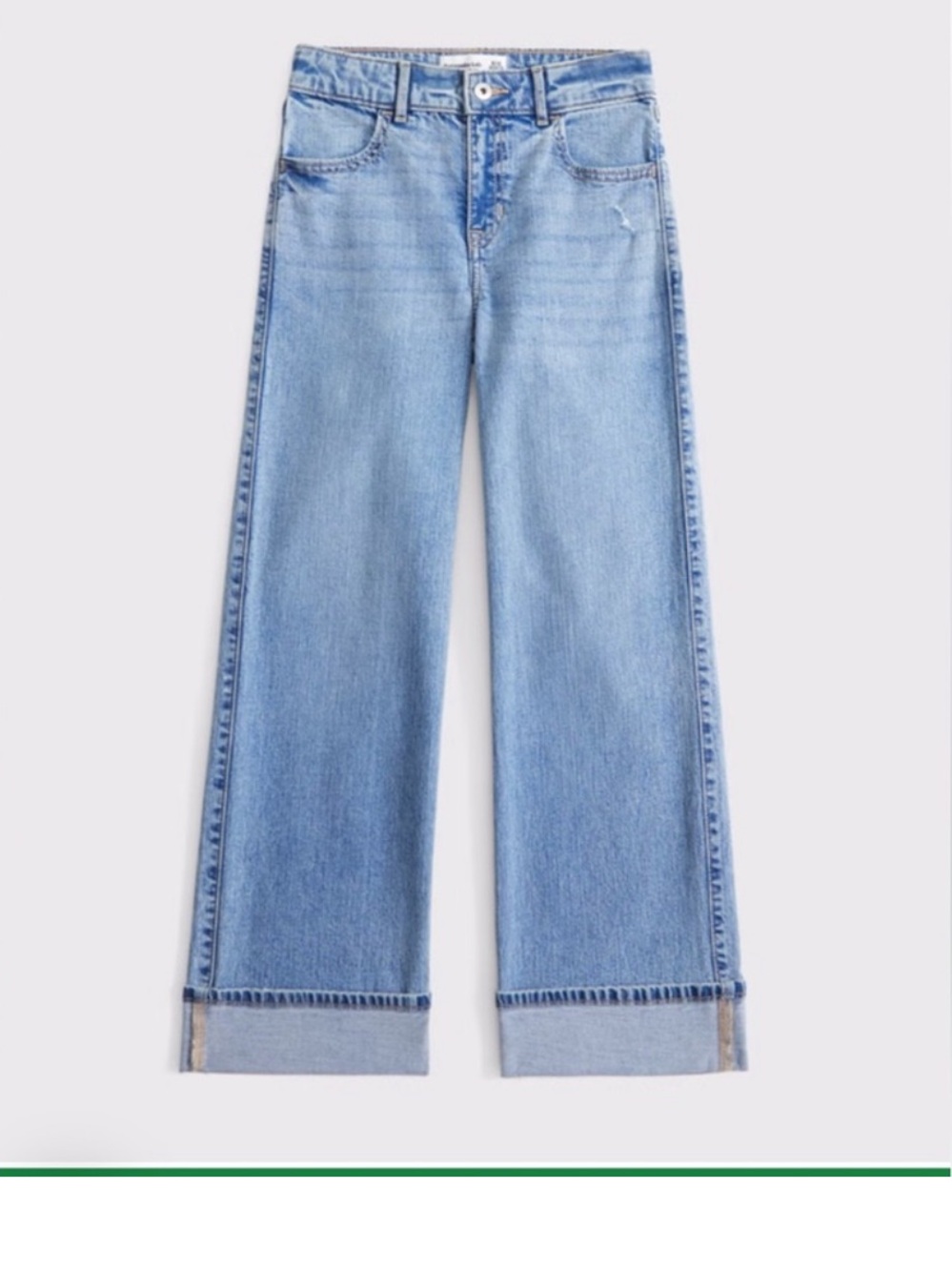Abercrombie - High Rise Wide Leg Cuffed Jeans - 9/10 Long